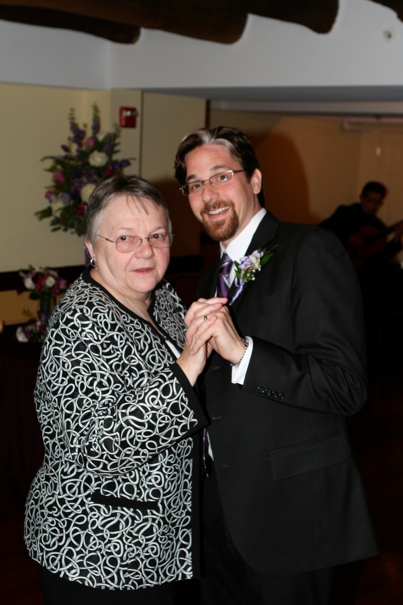 2010/04(April)/Lindsay Andrew Wedding/800x600_2010-04-23-282 Lindsay-Andrew Wedding.jpg